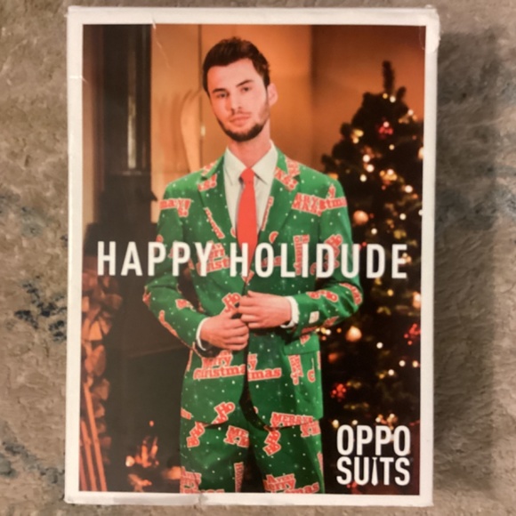 Suit - Picture 2 of 6